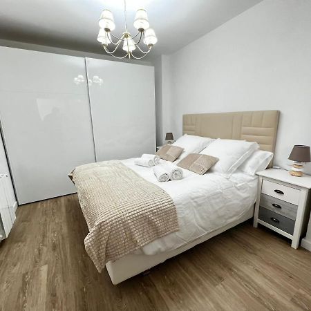 Appartement Casa Isabel Aeropuerto Feria Valencia à Partida de La Cañada Extérieur photo